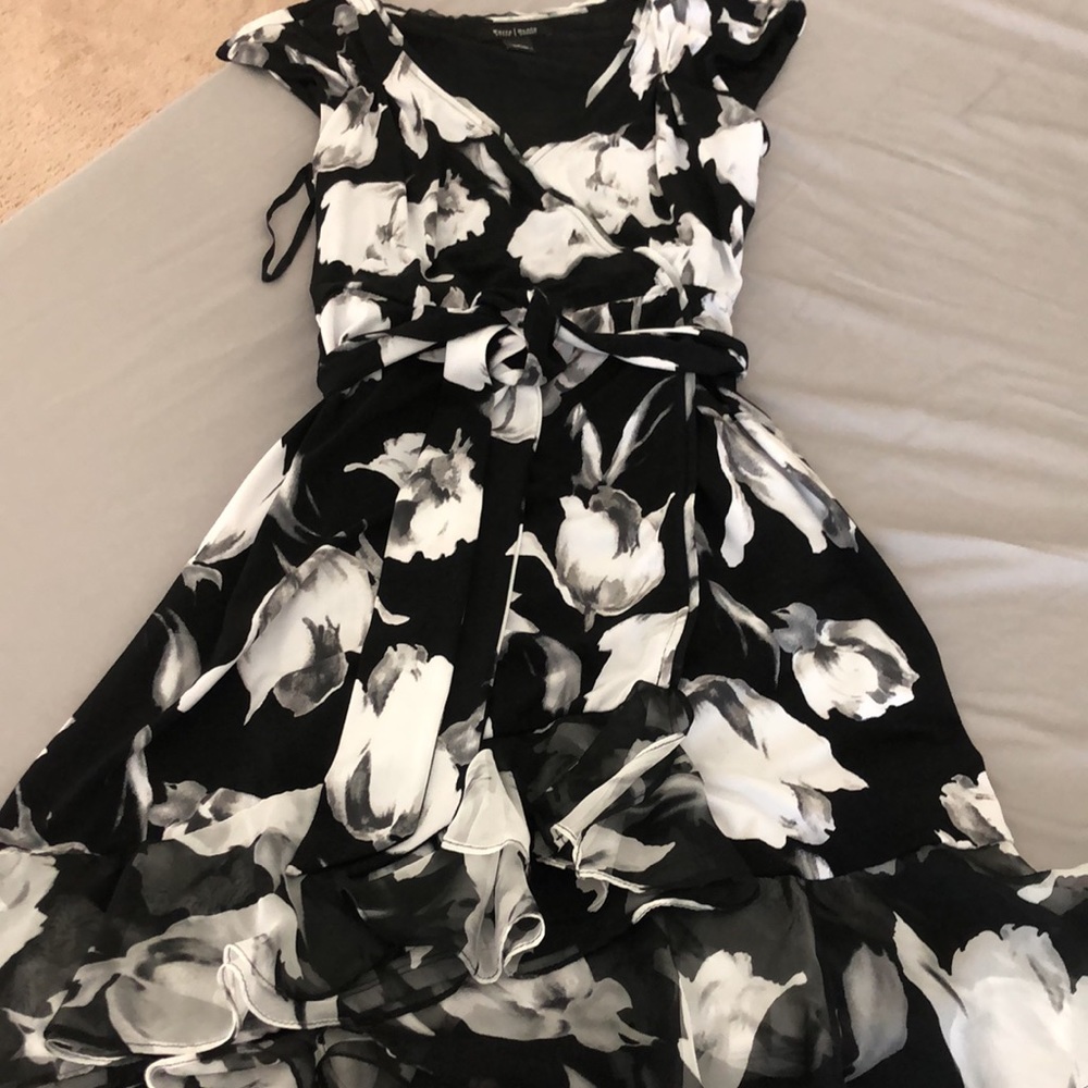 White House Black Market Satin Floral Dress Small